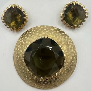 Schrager vintage gold tone smoky glass rhinestones brooch clip on earrings